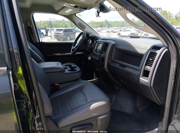 1C6RR6KG5JS317232 2018 RAM 1500 Black Սալոնի դիմացի տեսք