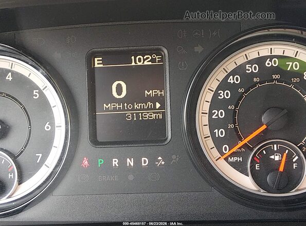 1C6RR6KG5JS317232 2018 RAM 1500 Black 