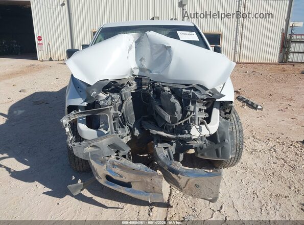 1C6RR6KG6HS504988 2017 RAM 1500 White Widok z przodu