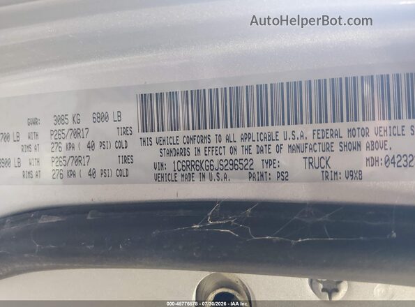 1C6RR6KG6JS296522 2018 RAM 1500 Silver ძრავის განყოფილების ხედი
