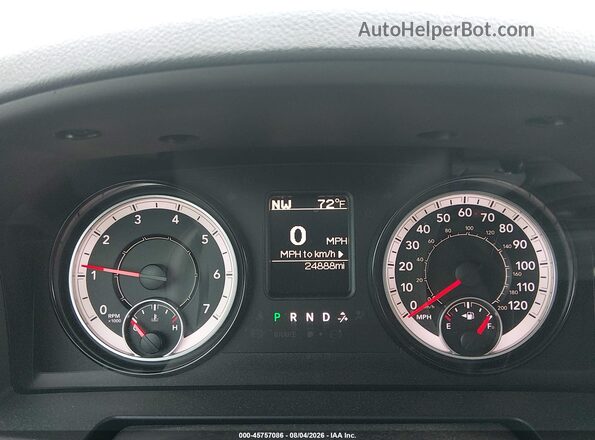 1C6RR6KG8JS169142 2018 RAM 1500 White Հետևի նստատեղերի տեսք