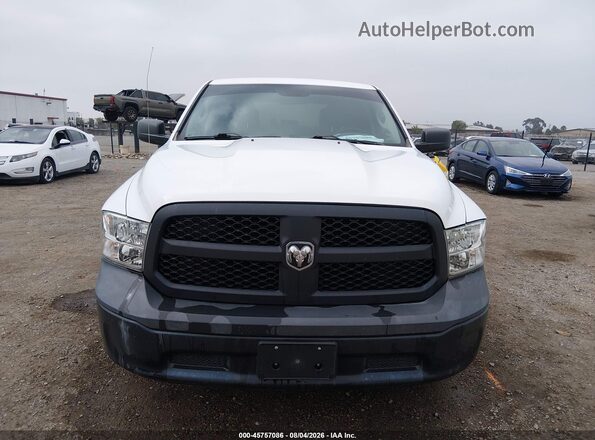 1C6RR6KG8JS169142 2018 RAM 1500 White Սարքավորումների վահանակի տեսք