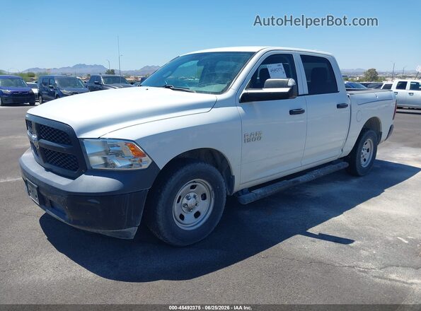 1C6RR6KG8JS292522 2018 RAM 1500 White Առջևի ձախ երեք քառորդ տեսարան