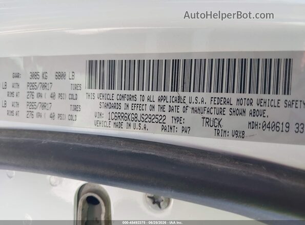 1C6RR6KG8JS292522 2018 RAM 1500 White Շարժիչի բաժամունքի տեսք