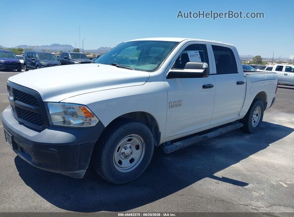 1C6RR6KG8JS292522 2018 RAM 1500 White Սարքավորումների վահանակի տեսք