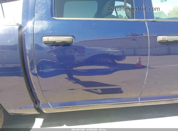 1C6RR6KGXJS296524 2018 RAM 1500 Navy Vista del cuadro de instrumentos