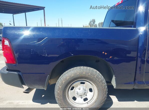 1C6RR6KGXJS296524 2018 RAM 1500 Navy Vista interior trasera