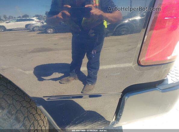 1C6RR6KGXJS296524 2018 RAM 1500 Navy 