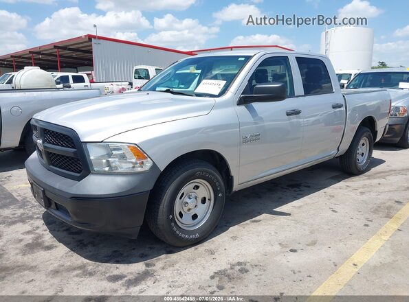 1C6RR6KGXJS303620 2018 RAM 1500 Серебряный Передняя левая четверть