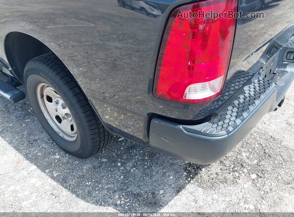 1C6RR6KGXMS572043 2021 RAM 1500 CLASSIC Gray Front view