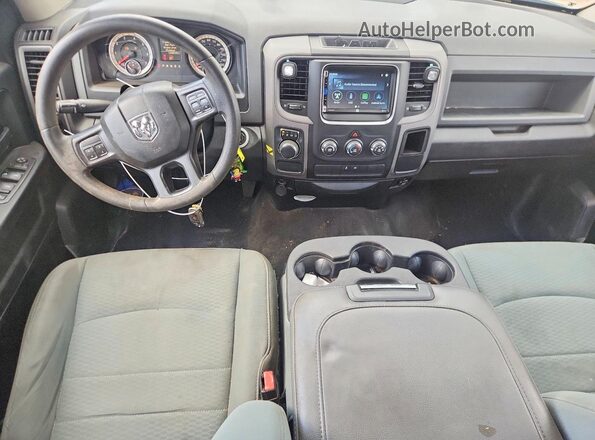 1C6RR6KT9HS867413 2017 RAM 1500 Black Вид панелі приладів