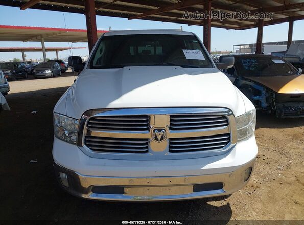 1C6RR6LG0HS704036 2017 RAM 1500 White Սարքավորումների վահանակի տեսք