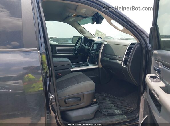 1C6RR6LG1JS341090 2018 RAM 1500 Gray Widok wnętrza z przodu