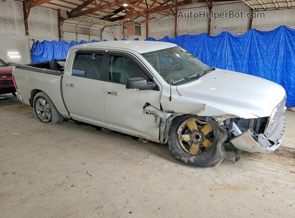 1C6RR6LT1GS128307 2016 RAM 1500 Белый Передняя правая четверть