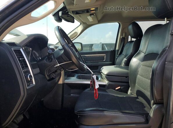1C6RR6LT1JS210674 2018 RAM 1500 Gray Front interior view