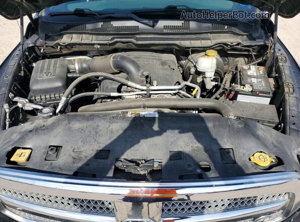 1C6RR6LT1JS210674 2018 RAM 1500 Gray Rear interior view