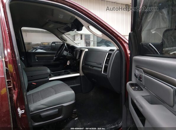 1C6RR6LT5HS584599 2017 RAM 1500 Red Widok wnętrza z przodu