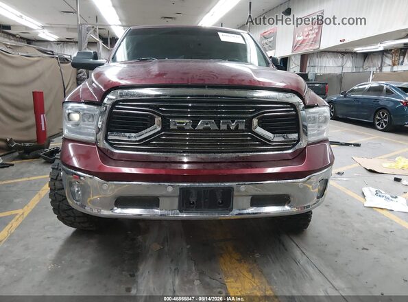 1C6RR6LT5HS584599 2017 RAM 1500 Red Widok z przodu