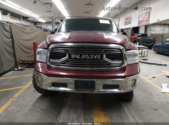 1C6RR6LT5HS584599 2017 RAM 1500 Red Widok wnętrza z tyłu