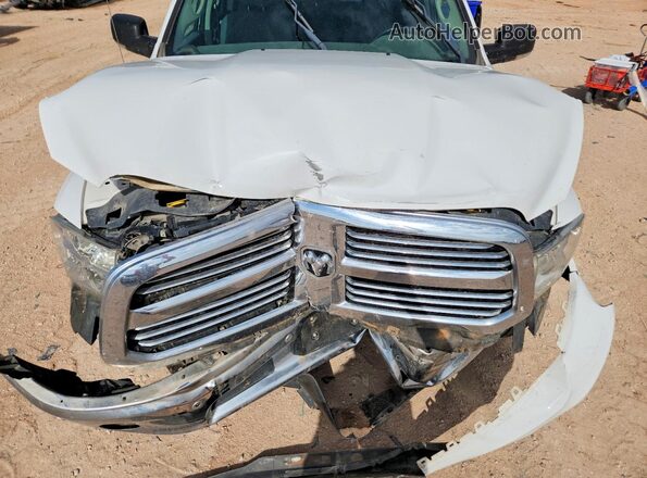 1C6RR6LT7KS528977 2019 RAM 1500 Белый Вид задней части салона