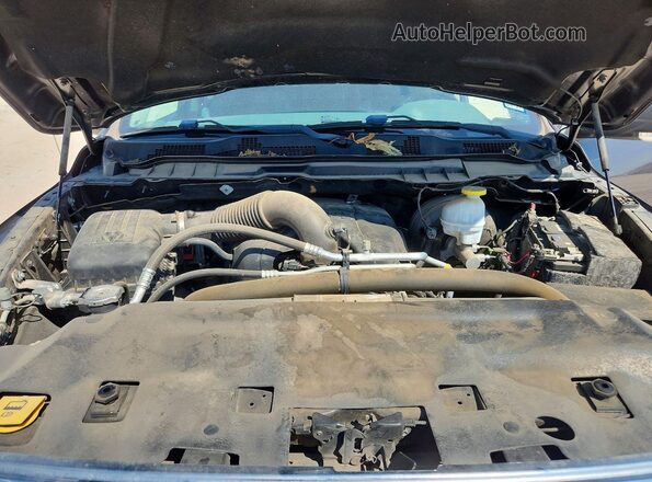 1C6RR6LT7KS539056 2019 RAM 1500 Gray Widok wnętrza z tyłu