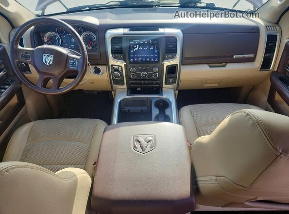 1C6RR6LT8JS210509 2018 RAM 1500 Burgundy Dashboard view