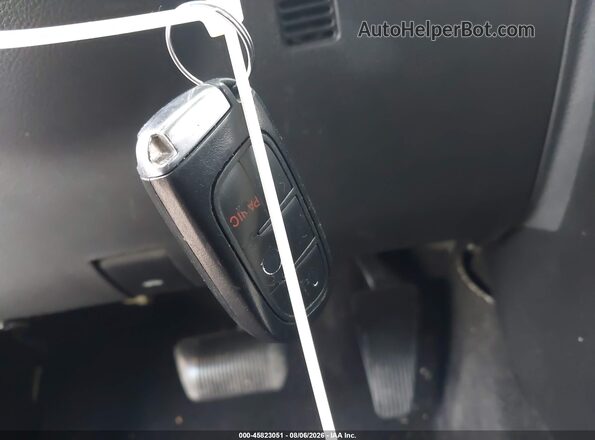 1C6RR6NT1HS856448 2017 RAM 1500 Silver Առջևի վահանակի տեսք