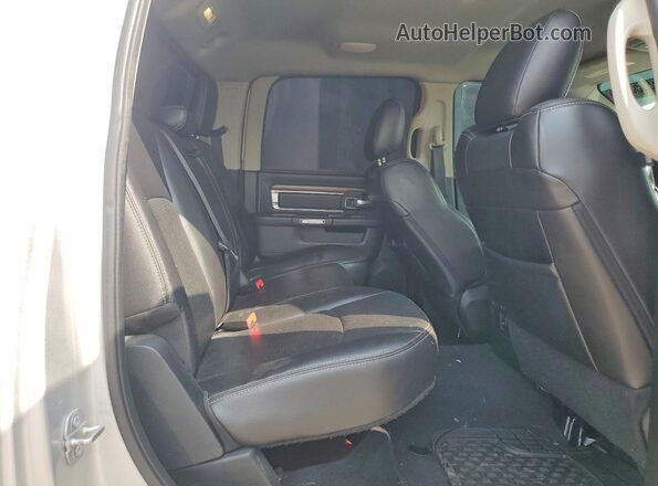 1C6RR6NT2GS404927 2016 RAM 1500 Silver უკანა სავარძლების ხედი
