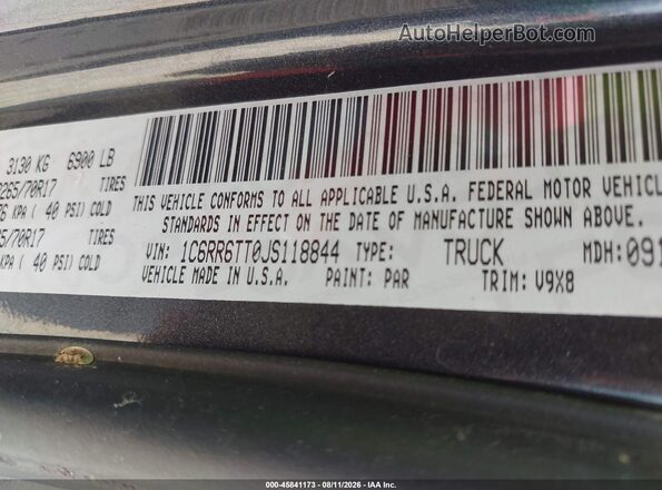 1C6RR6TT0JS118844 2018 RAM 1500 Gray Շարժիչի բաժամունքի տեսք