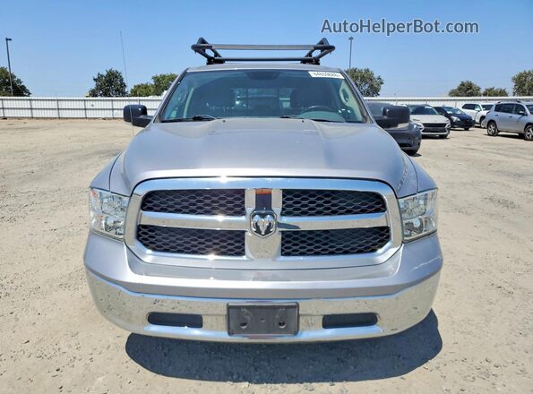 1C6RR6TT1LS135137 2020 RAM 1500 Silver Widok z przodu