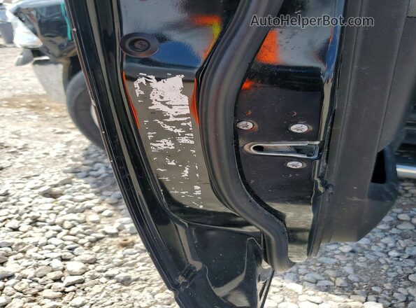 1C6RR6TT2LS134028 2020 RAM 1500 Black Widok komory silnika