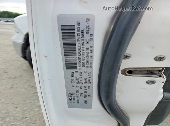 1C6RR6TT7KS657589 2019 RAM 1500 White Widok komory silnika