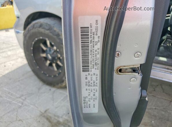1C6RR6TT9LS117419 2020 RAM 1500 Silver Вид підкапотного простору