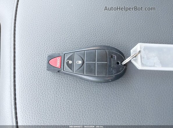 1C6RR7FG0HS826543 2017 RAM 1500 Черный Вид панели приборов
