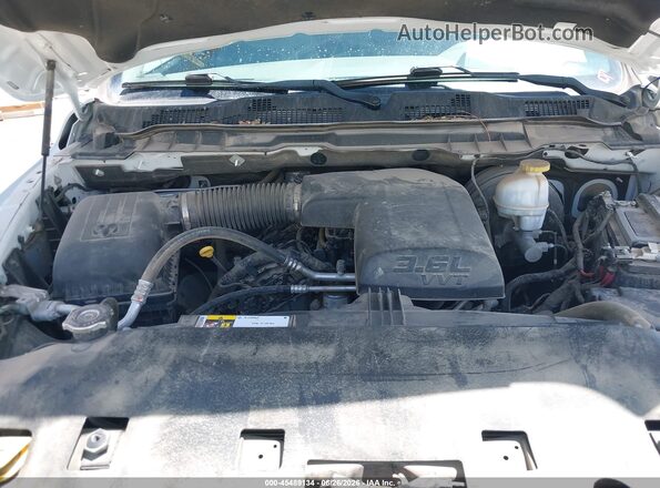 1C6RR7FG0KS641397 2019 RAM 1500 CLASSIC White Rear view