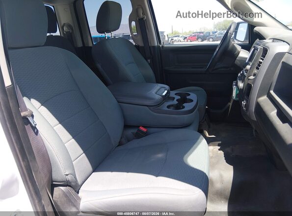 1C6RR7FG1GS356294 2016 RAM 1500 White Front interior view