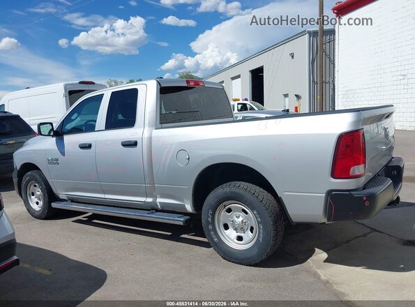 1C6RR7FG1HS596902 2017 RAM 1500 Silver Widok wnętrza 360 stopni