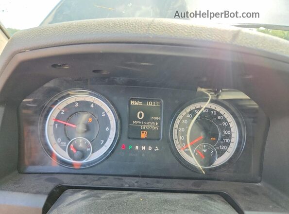 1C6RR7FG2JS137321 2018 RAM 1500 Gray Vista del cuadro de instrumentos
