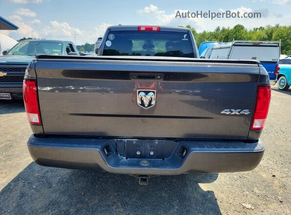 1C6RR7FG2JS137321 2018 RAM 1500 Gray Vista trasera