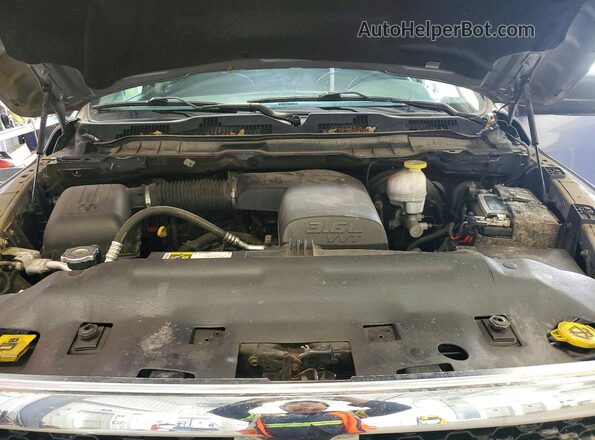 1C6RR7FG2KS594874 2019 RAM 1500 Silver Rear interior view