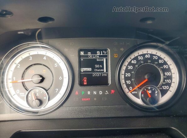 1C6RR7FG2PS595451 2023 RAM 1500 White Սարքավորումների վահանակի տեսք