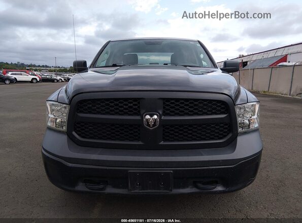 1C6RR7FG3JS297255 2018 RAM 1500 Black Вид щитка приладів