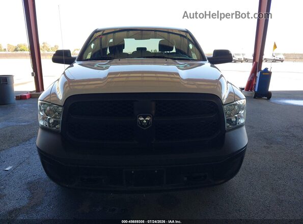 1C6RR7FG6JS297251 2018 RAM 1500 White 360 interior view