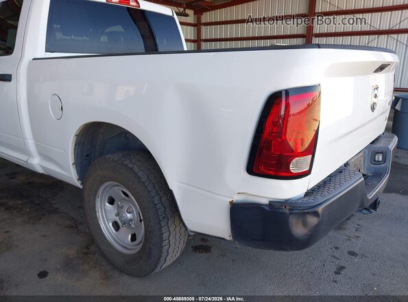 1C6RR7FG6JS297251 2018 RAM 1500 White Rear interior view