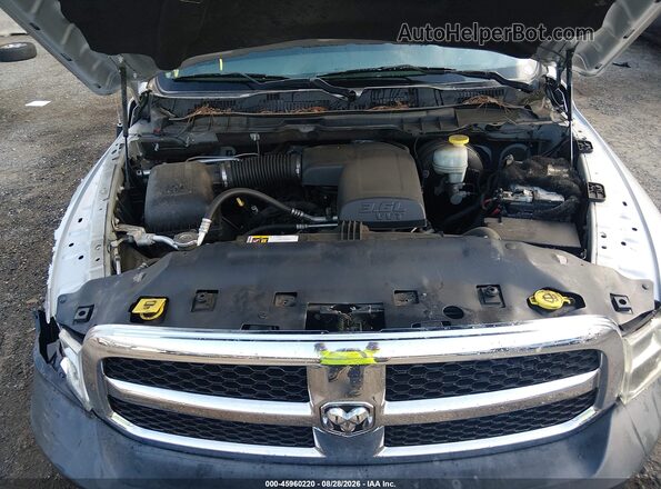1C6RR7FG7HS634164 2017 RAM 1500 Silver Vista trasera