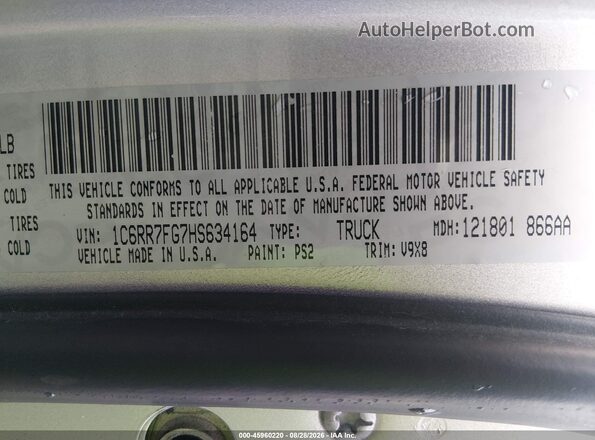 1C6RR7FG7HS634164 2017 RAM 1500 Silver Vista del compartimento del motor