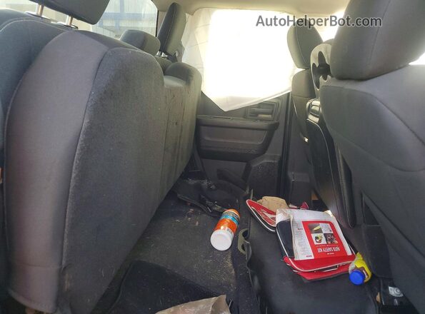 1C6RR7FG9NS208164 2022 RAM 1500 Charcoal Rear seats view