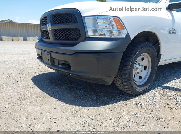 1C6RR7FGXHS837372 2017 RAM 1500 White ხელსაწყოთა პანელის ხედი