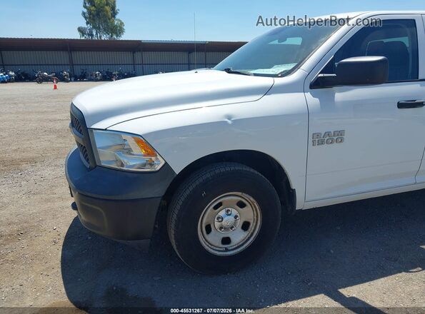 1C6RR7FGXJS306596 2018 RAM 1500 Белый Вид спереди