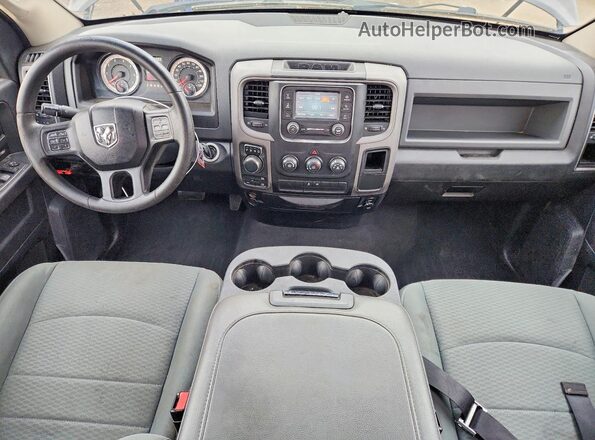 1C6RR7FT0GS292312 2016 RAM 1500 Black Dashboard view